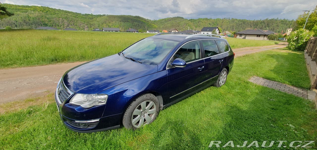 2010 Volkswagen PASSAT - 2