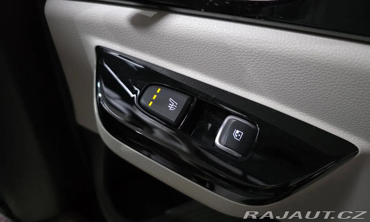 2021 Kia CARNIVAL - 18