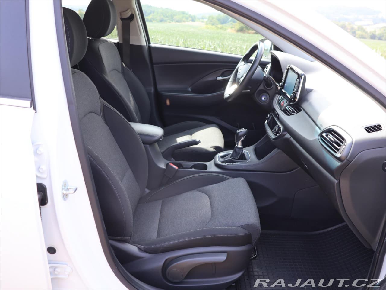 2022 Hyundai i30 - 12