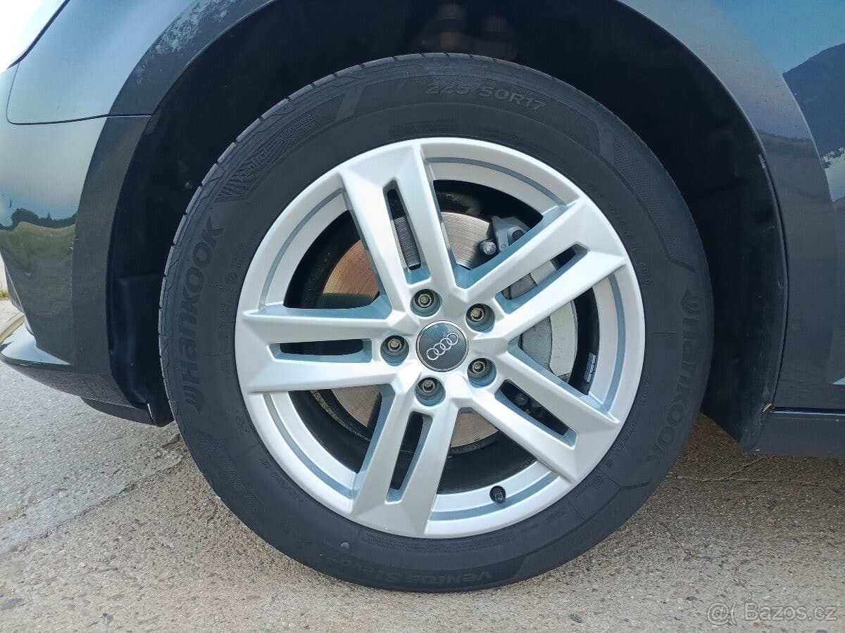 2017 Audi A4 - 10