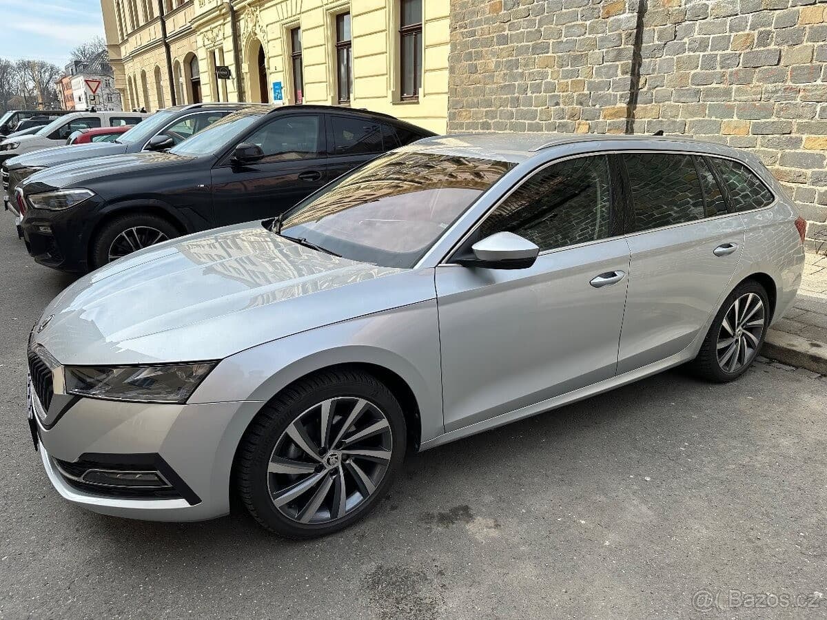 Škoda OCTAVIA - 2
