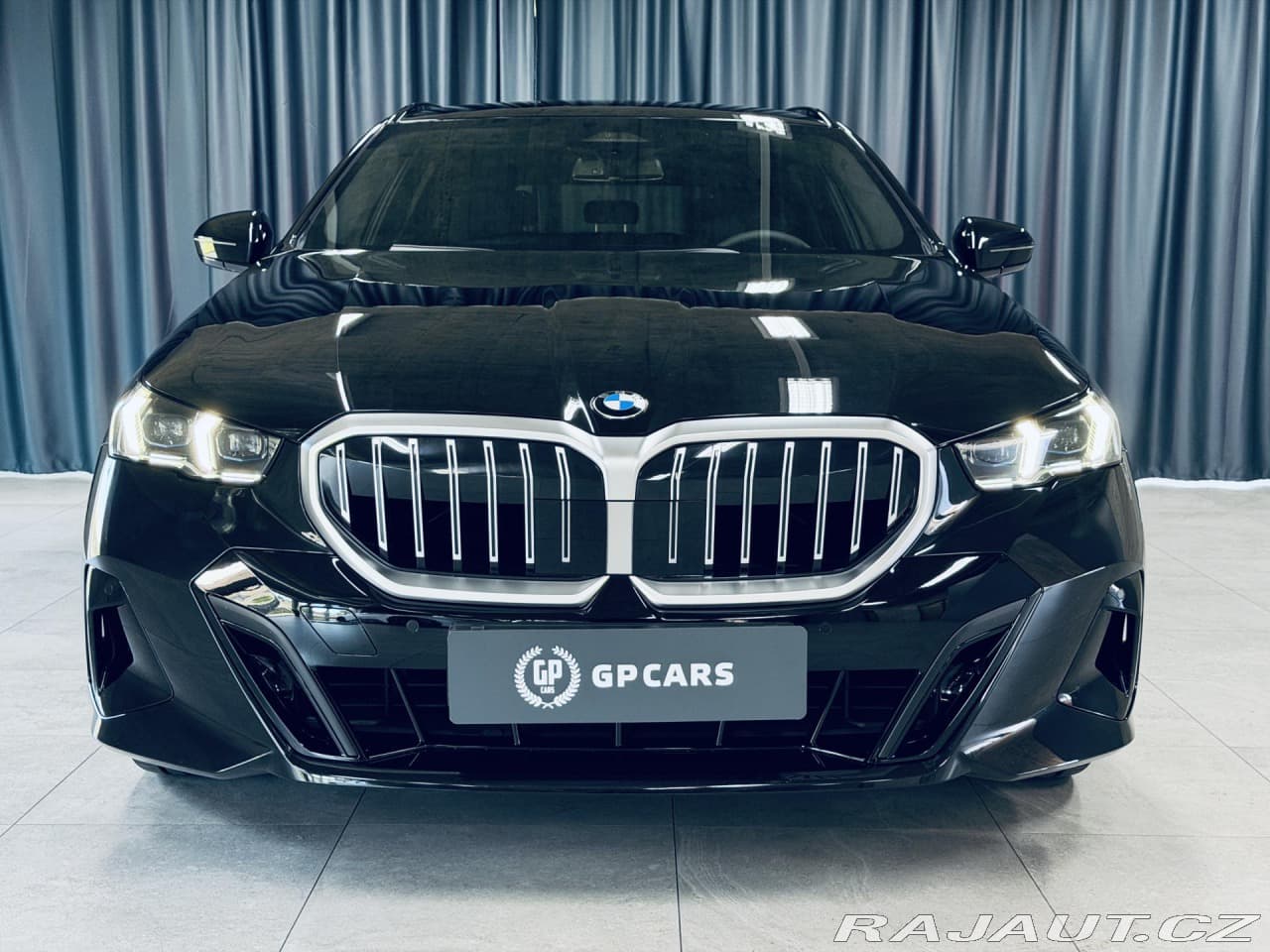 2025 BMW 5-SERIES - 2