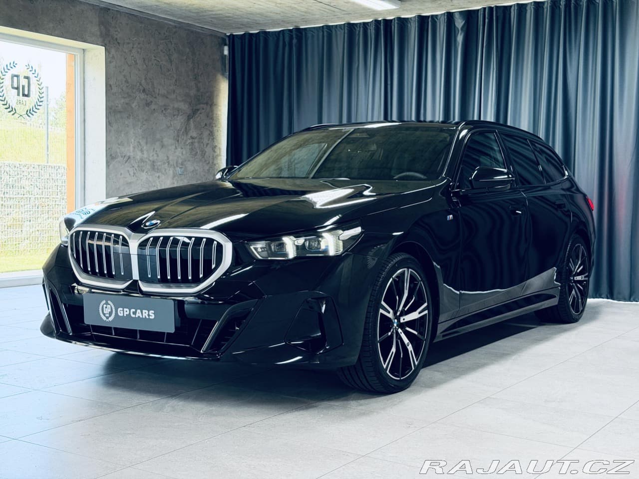 2025 BMW 5-SERIES - 3