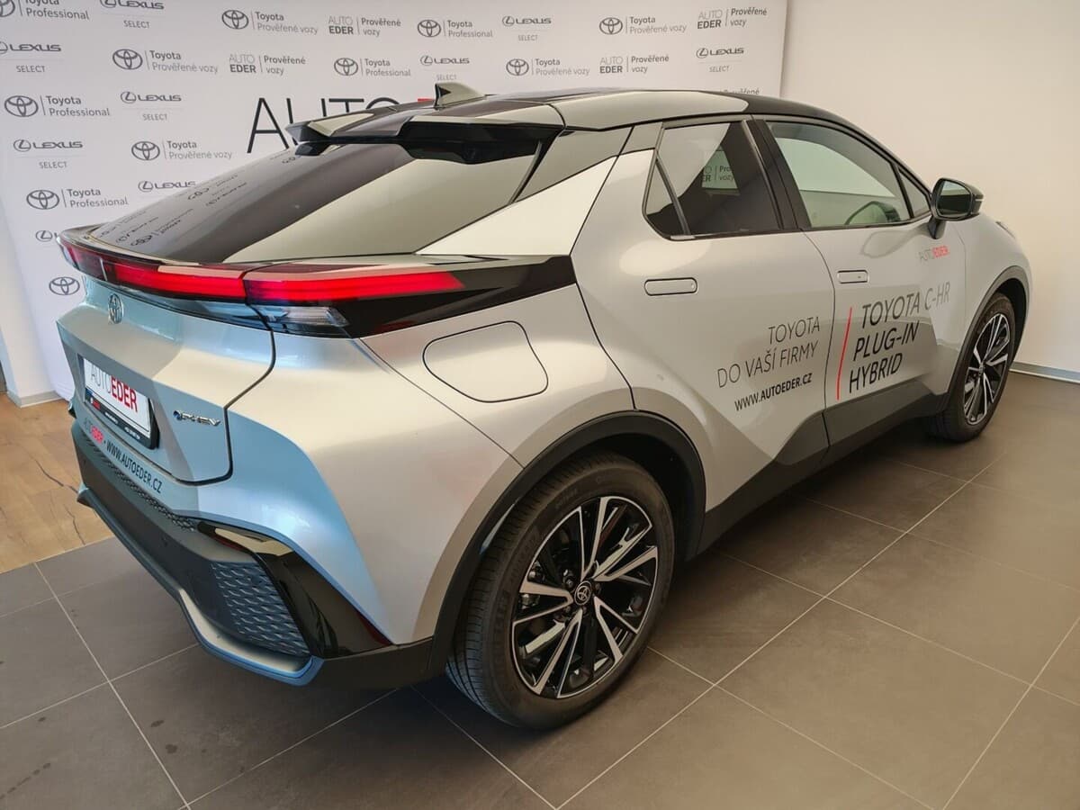 2026 Toyota C-HR - 4