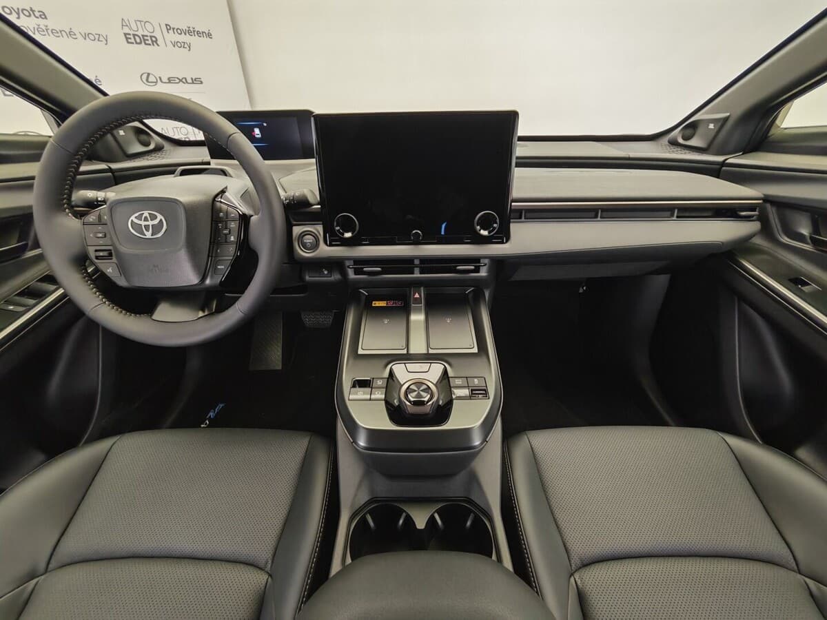 Toyota bZ4X - 13