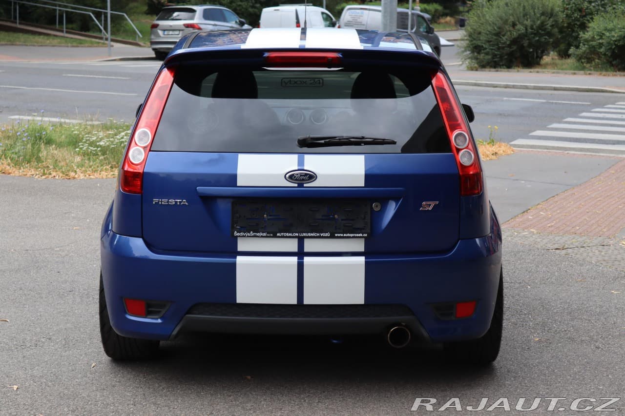 2006 Ford FIESTA - 12