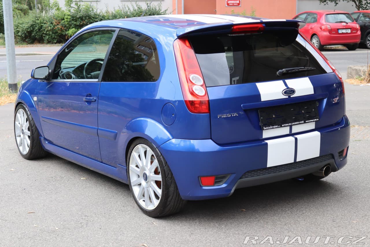 2006 Ford FIESTA - 13