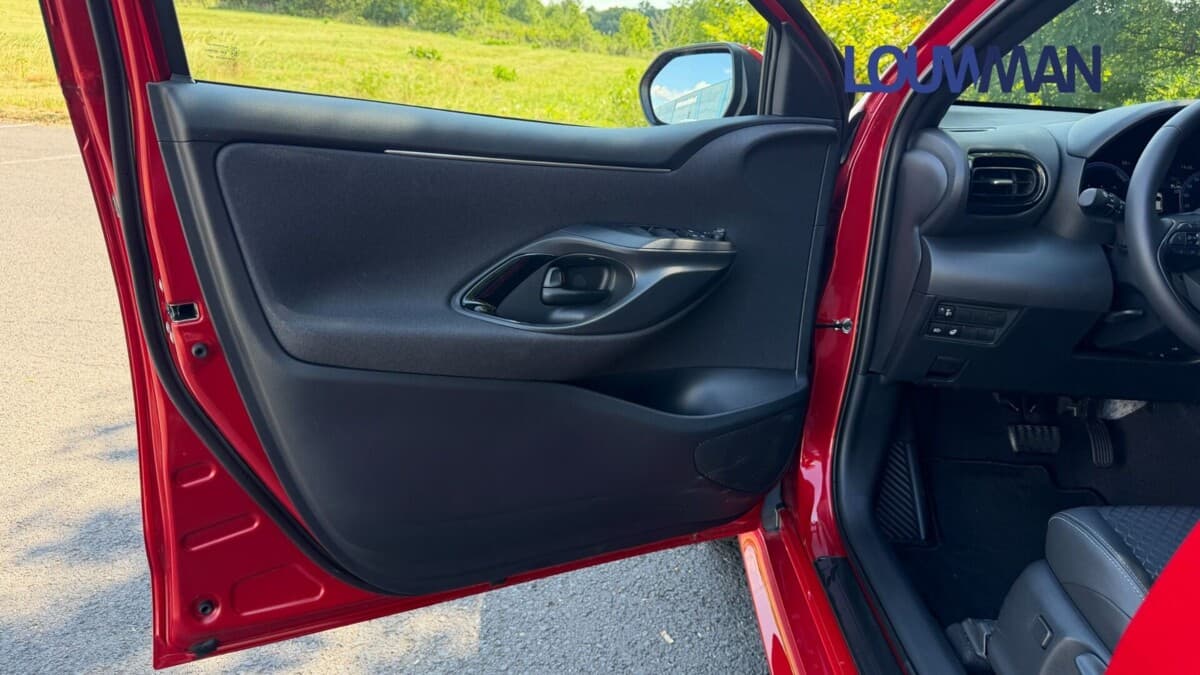 Toyota YARIS - 15