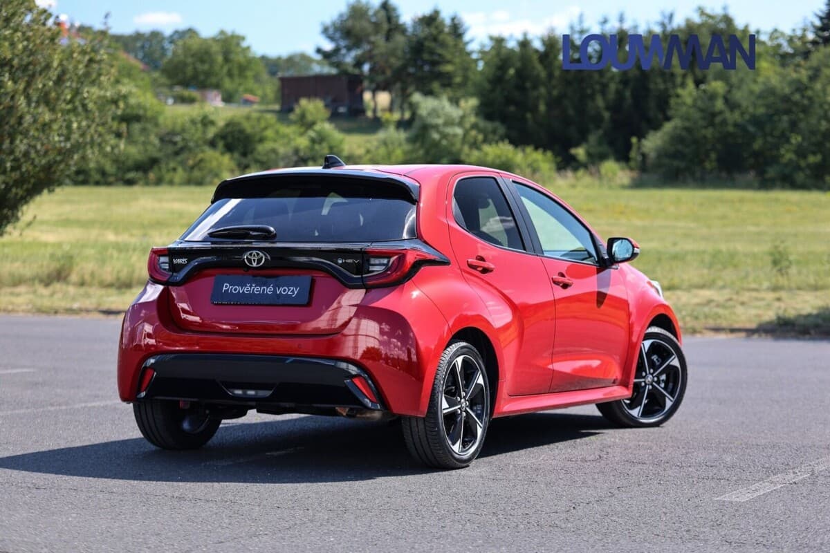 Toyota YARIS - 2