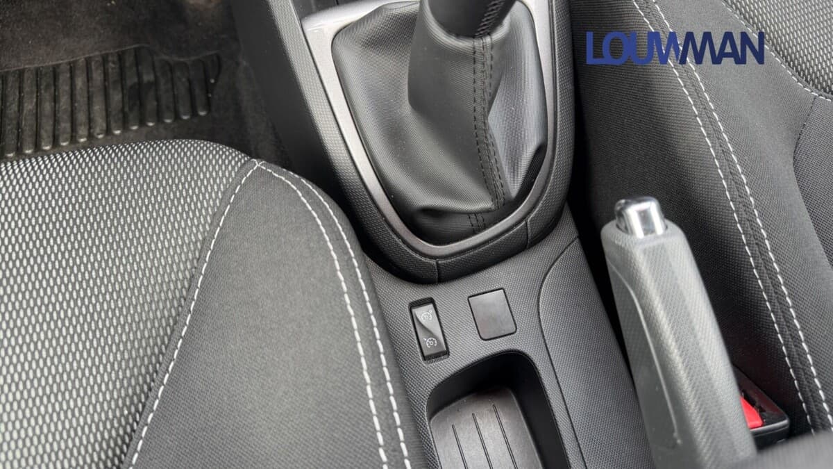 2015 Renault CLIO - 11