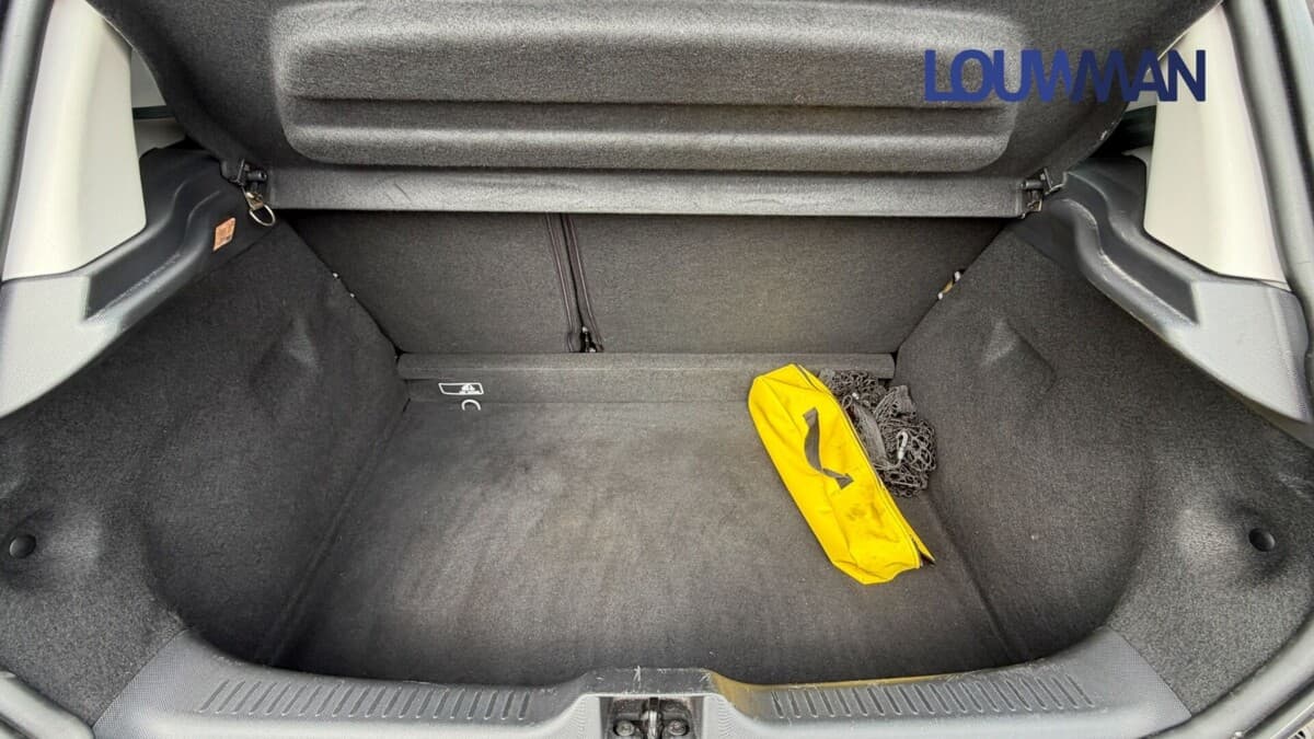 2015 Renault CLIO - 18