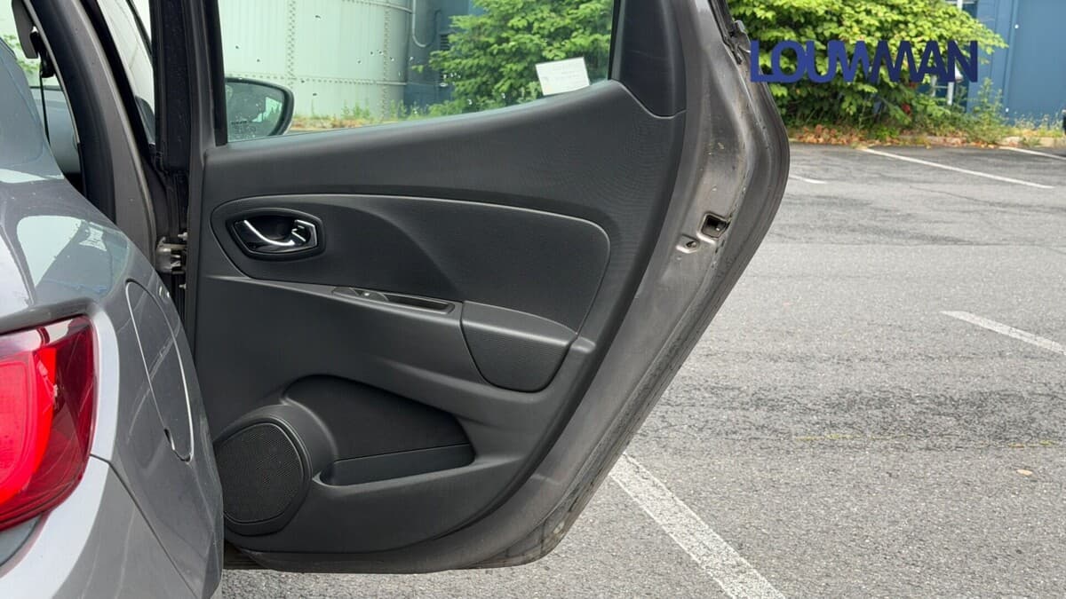 2015 Renault CLIO - 20