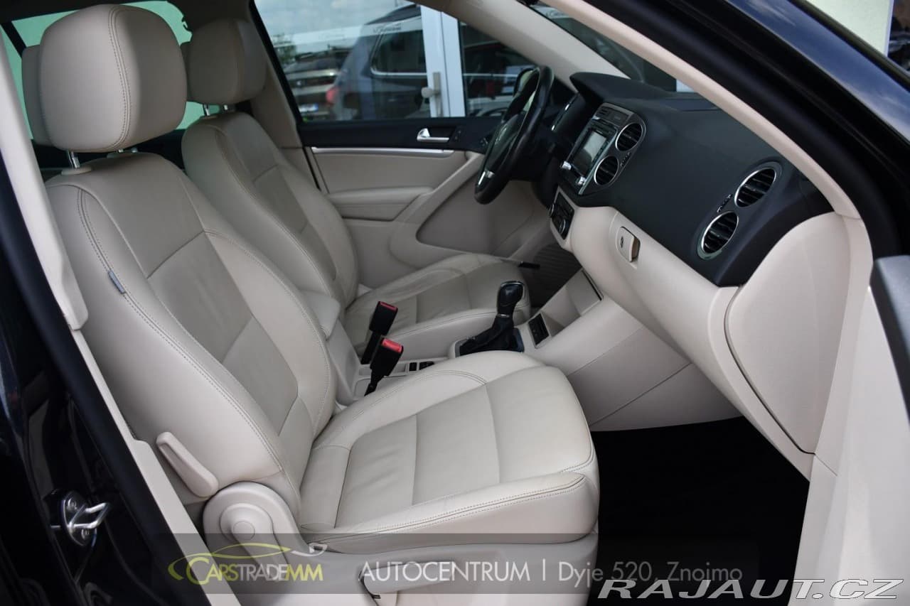2012 Volkswagen TIGUAN - 14