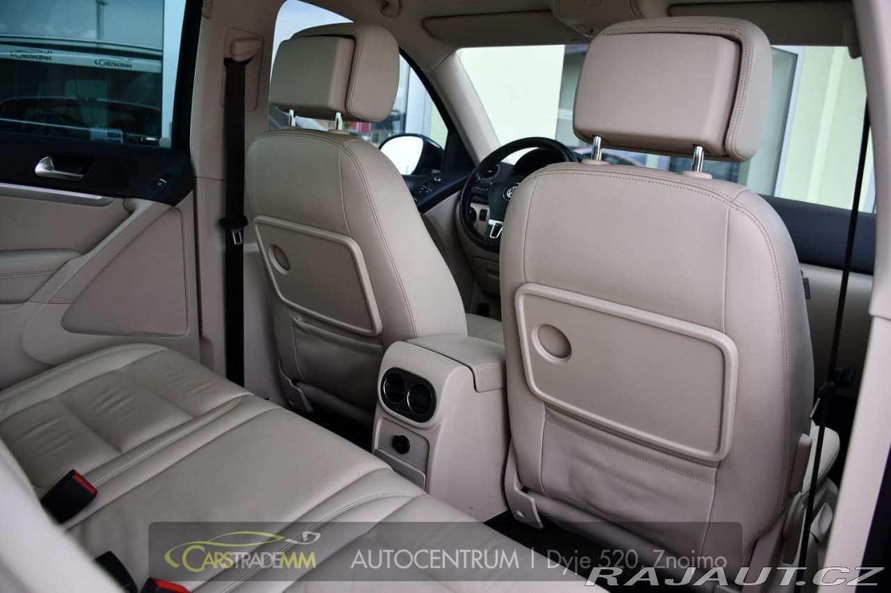 2012 Volkswagen TIGUAN - 16