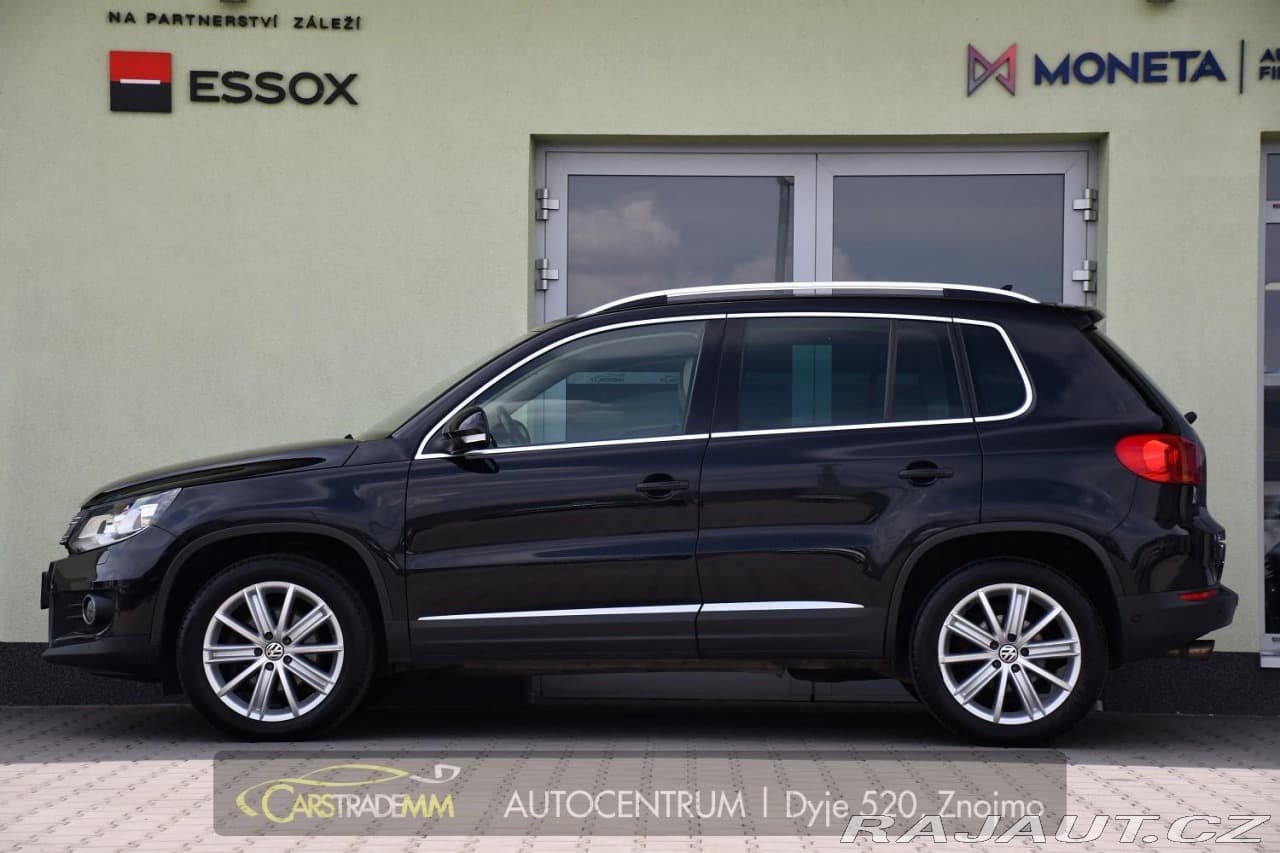 2012 Volkswagen TIGUAN - 3