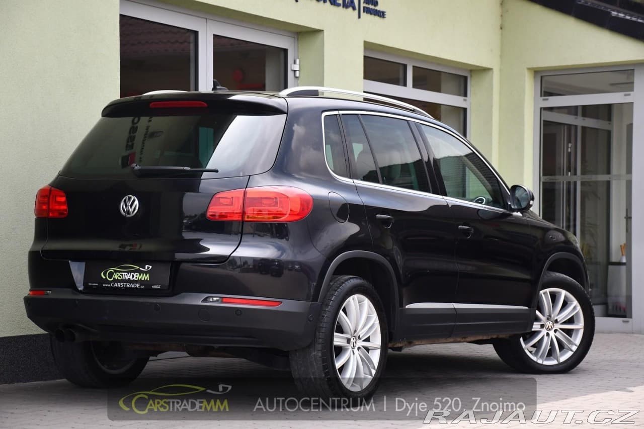 2012 Volkswagen TIGUAN - 6