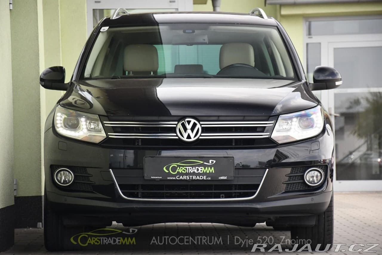 2012 Volkswagen TIGUAN - 9