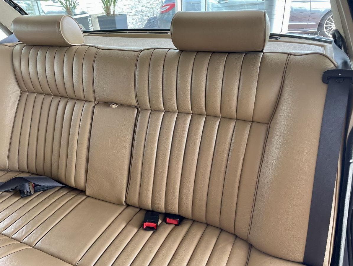 1988 Jaguar XJ - 16