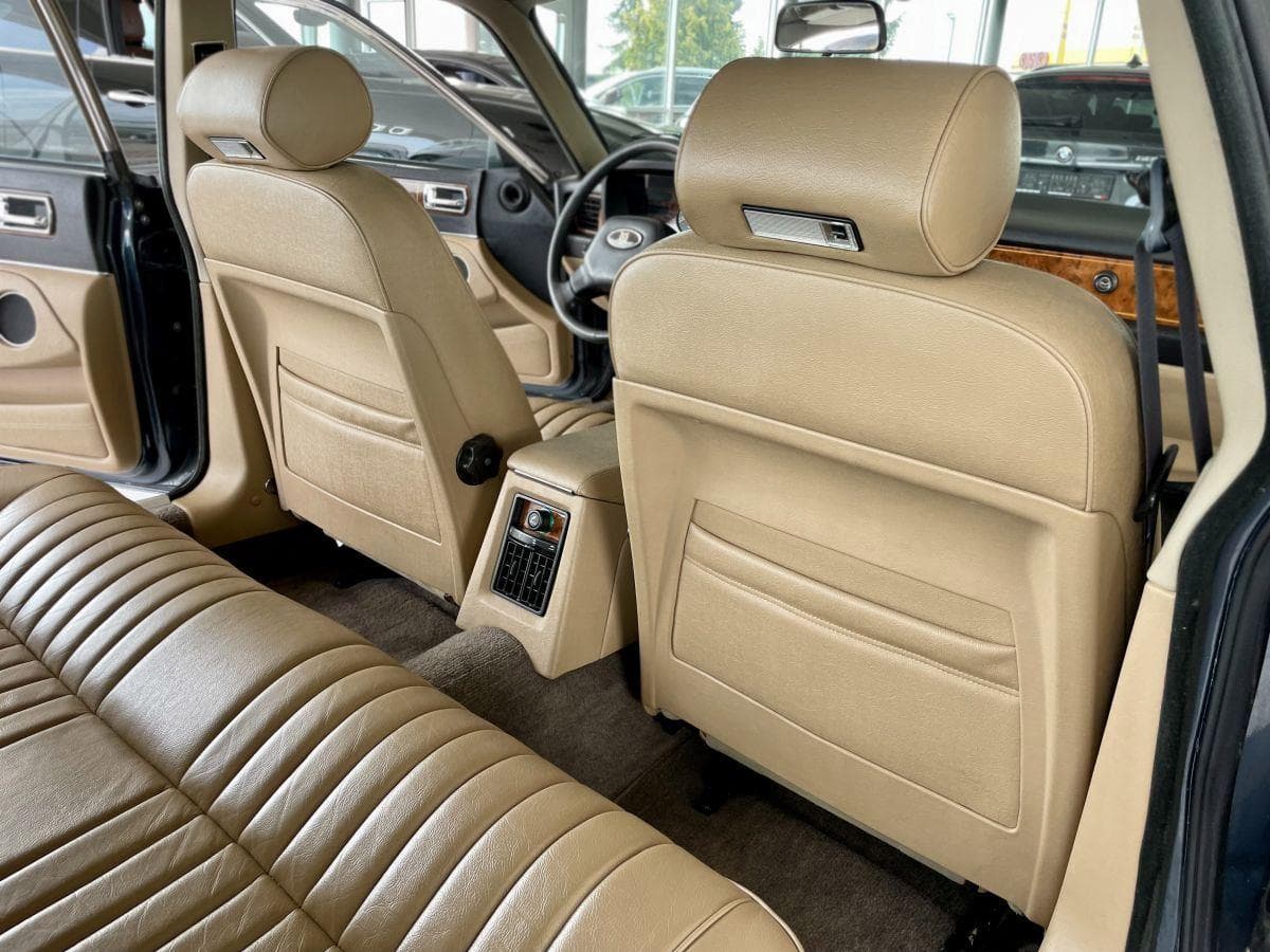 1988 Jaguar XJ - 18