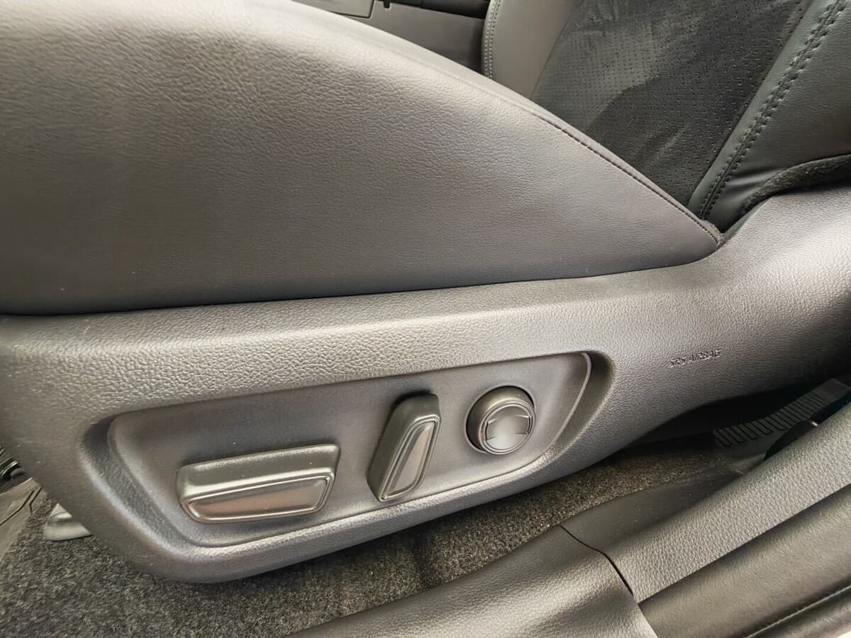 2026 Toyota RAV4 - 17