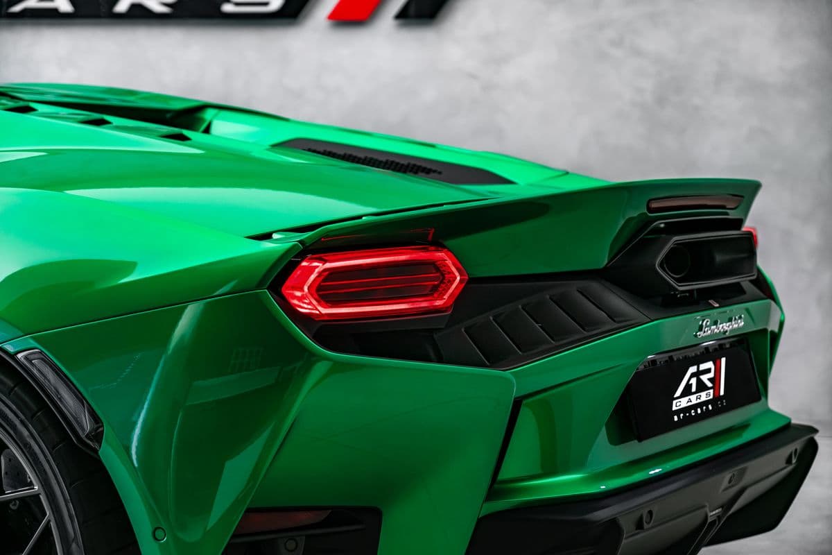 2026 Lamborghini OSTATNÍ - 11