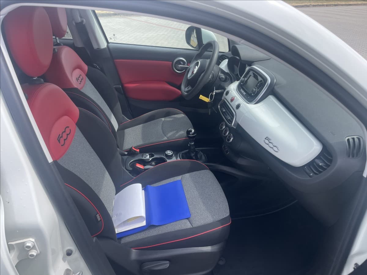 2015 Fiat 500X - 13