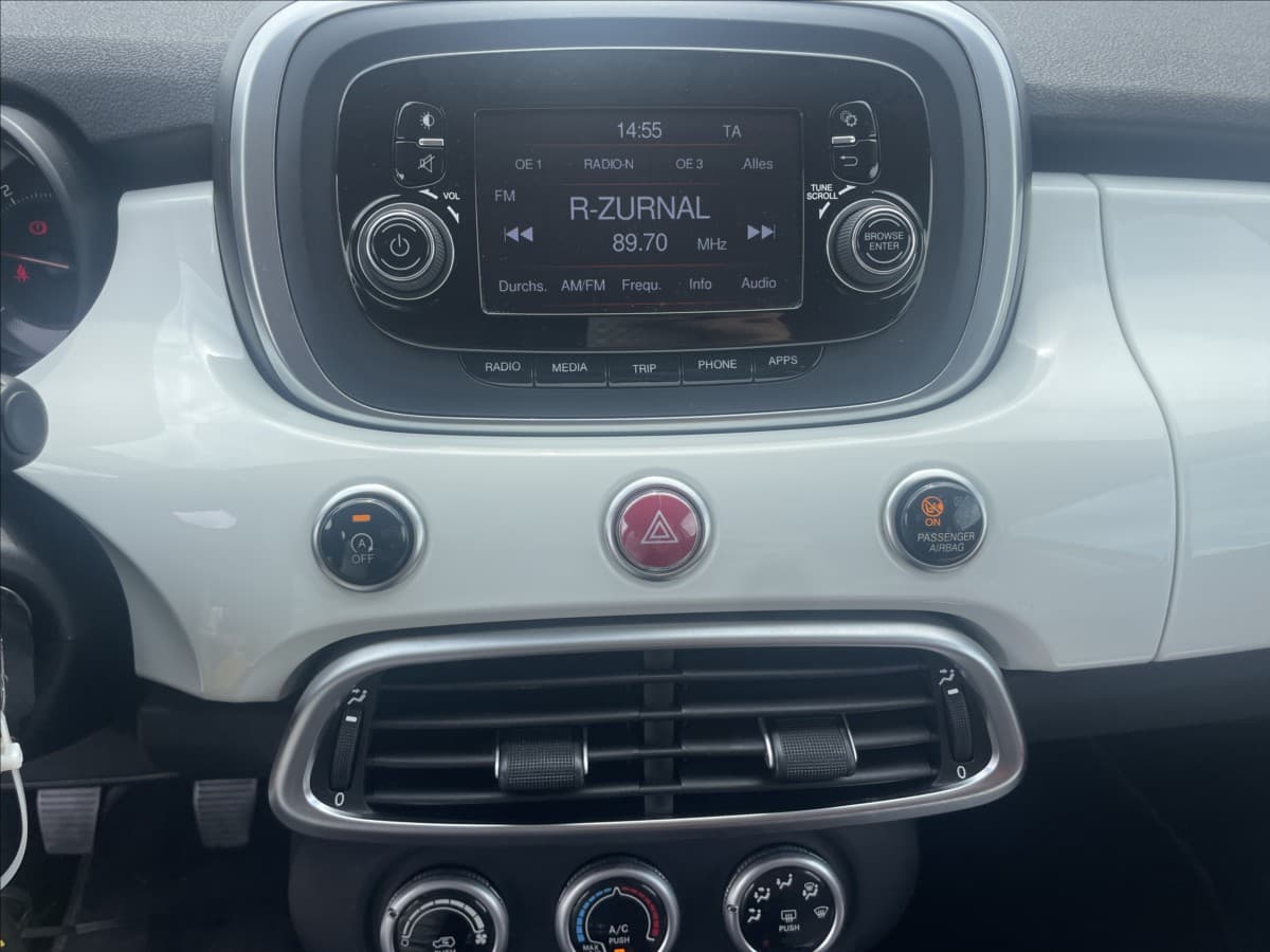 2015 Fiat 500X - 16