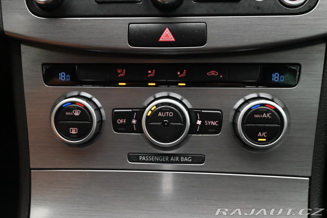 2013 Volkswagen PASSAT - 20