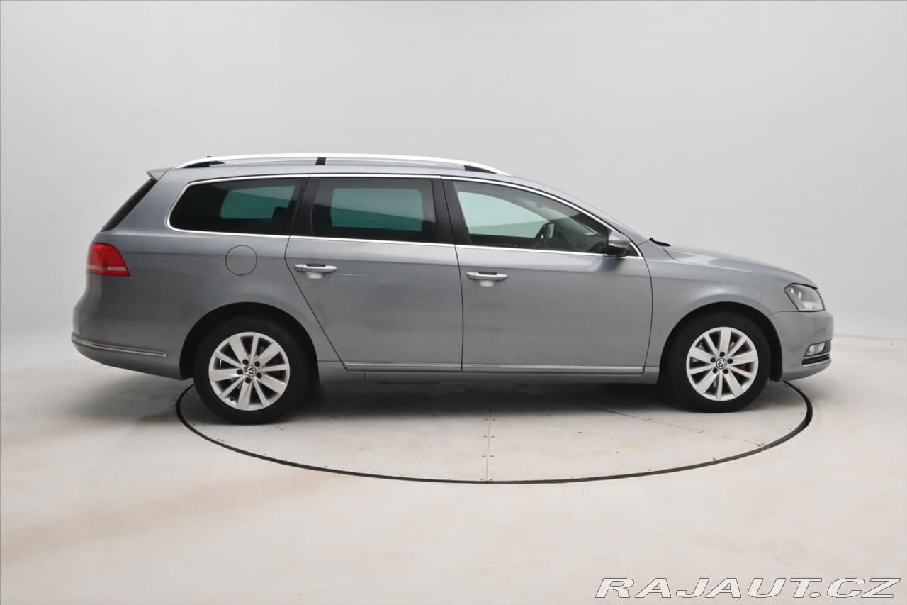 2013 Volkswagen PASSAT - 4