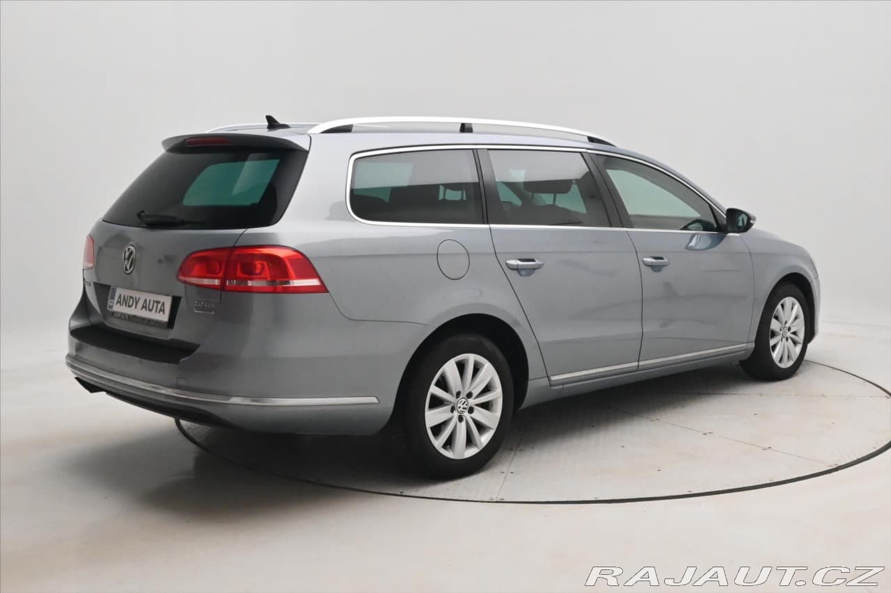 2013 Volkswagen PASSAT - 5