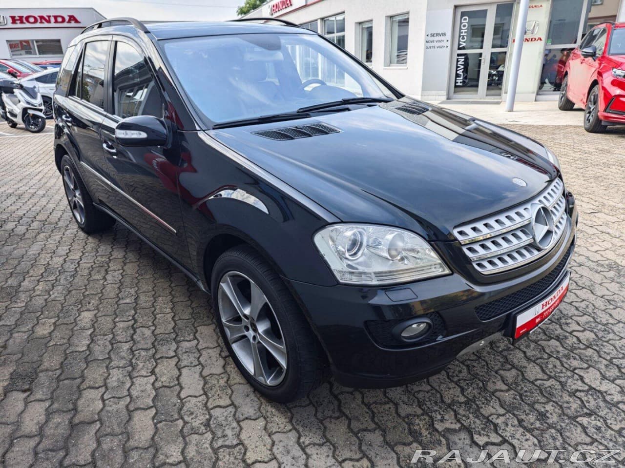 2006 Mercedes-Benz M-CLASS - 2