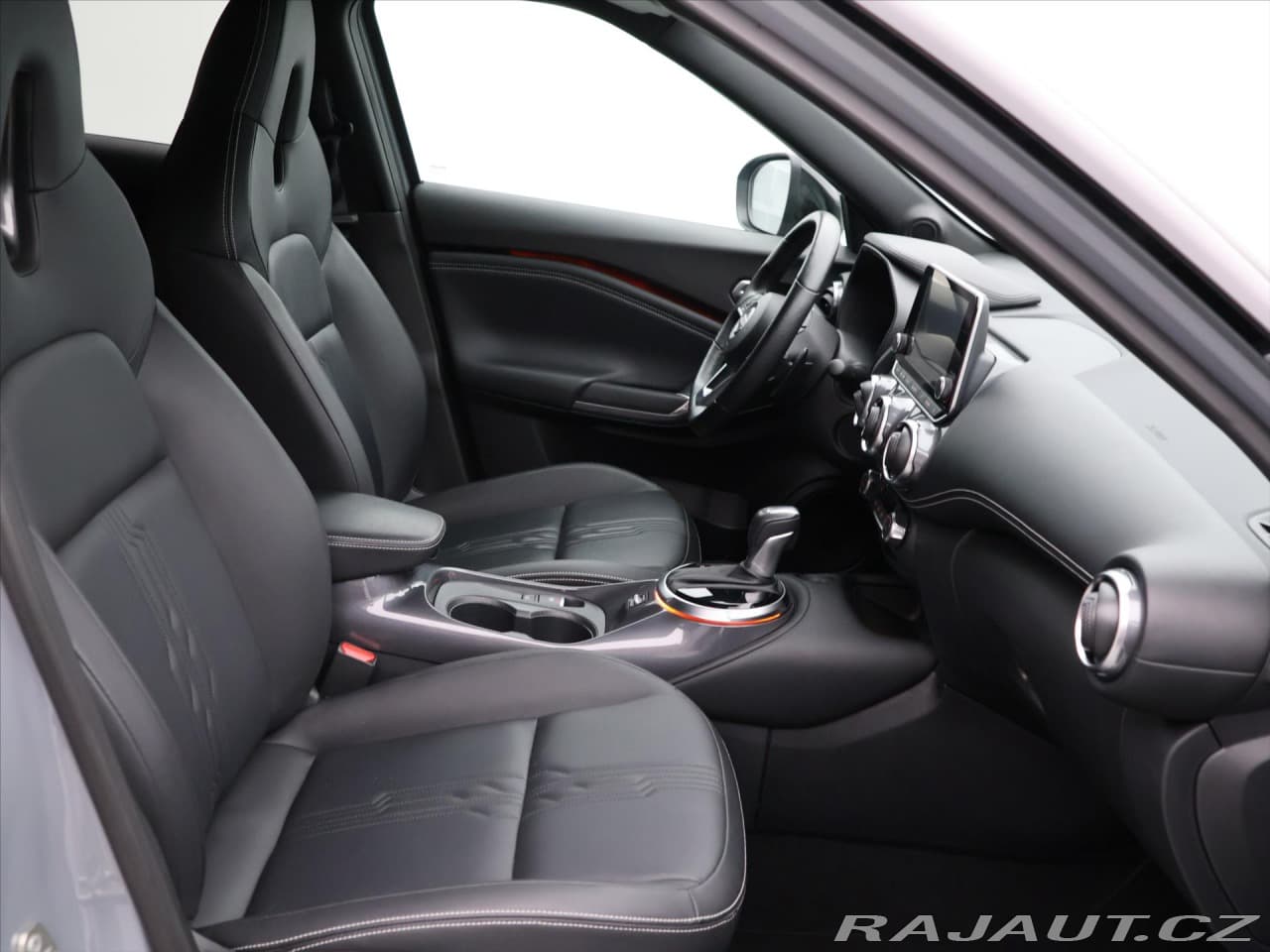 2024 Nissan JUKE - 12
