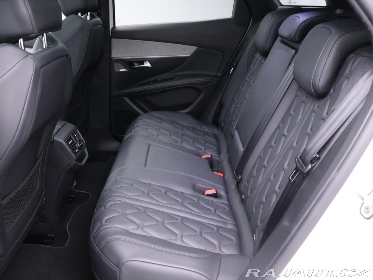 2021 Peugeot 3008 - 17