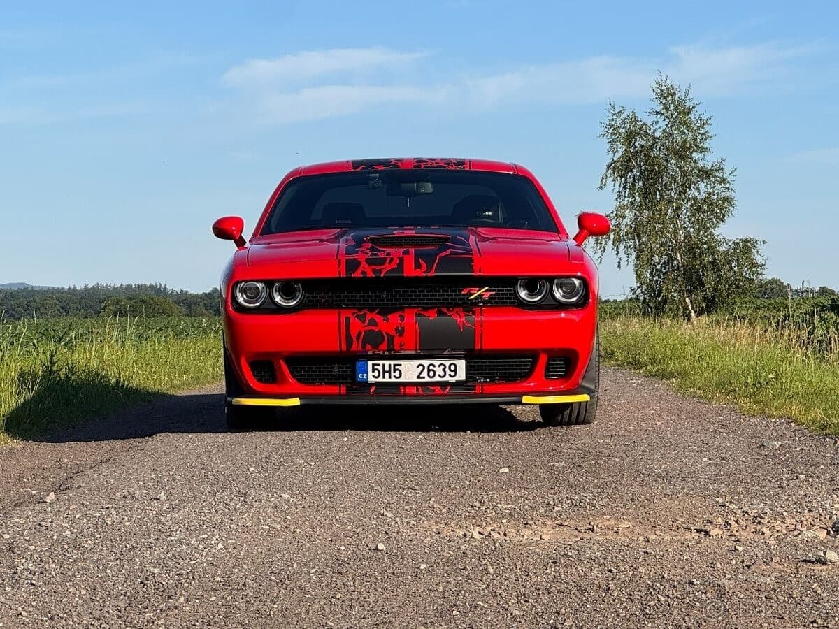 2017 Dodge CHALLENGER - 4