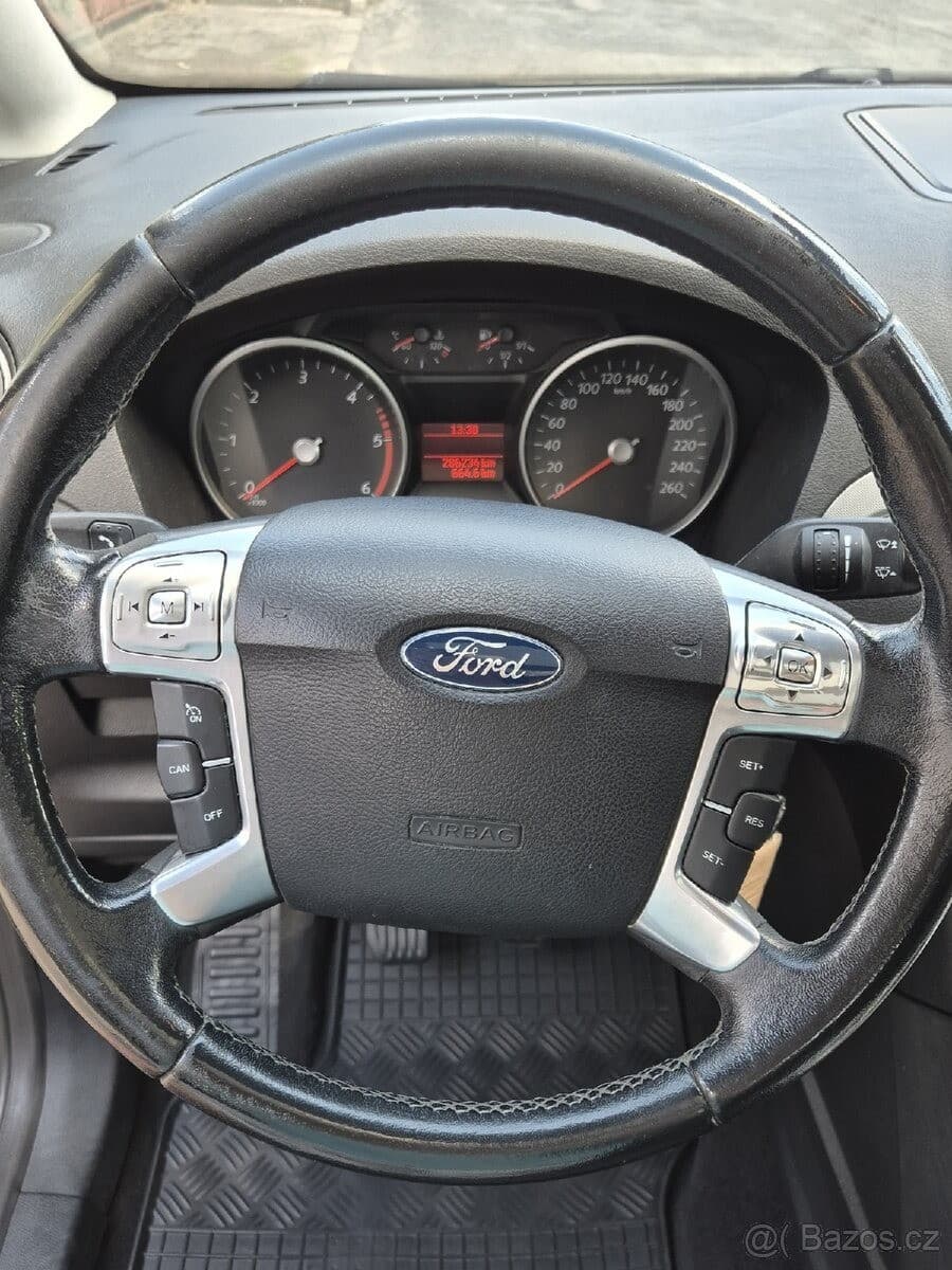 2009 Ford S-MAX - 11