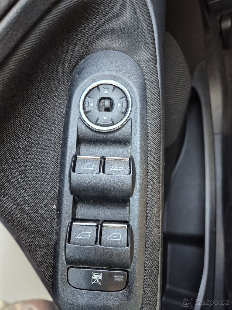 2009 Ford S-MAX - 13