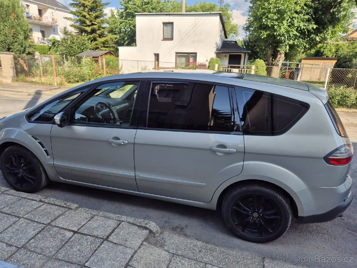2009 Ford S-MAX - 5