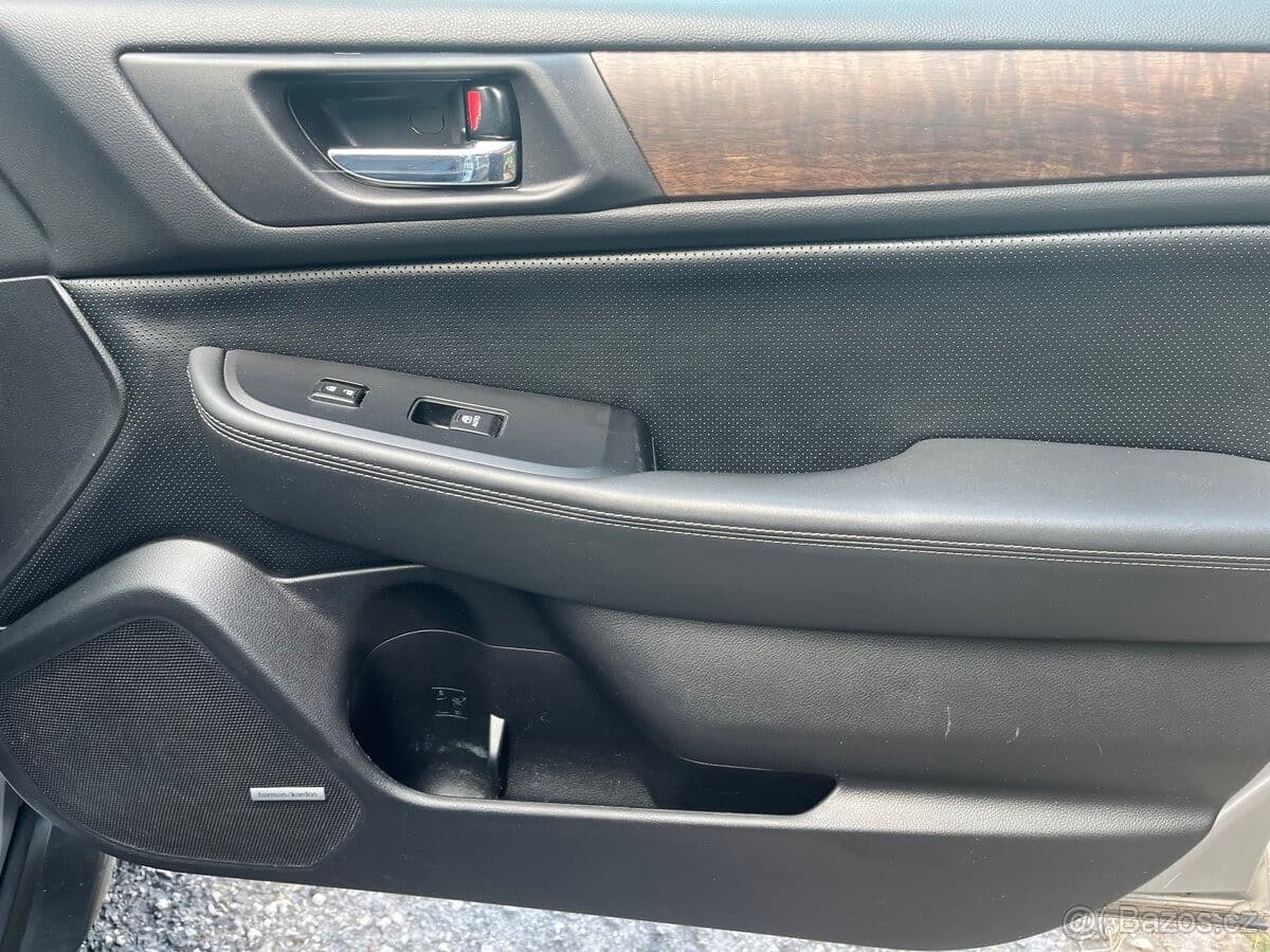 2016 Subaru OUTBACK - 20