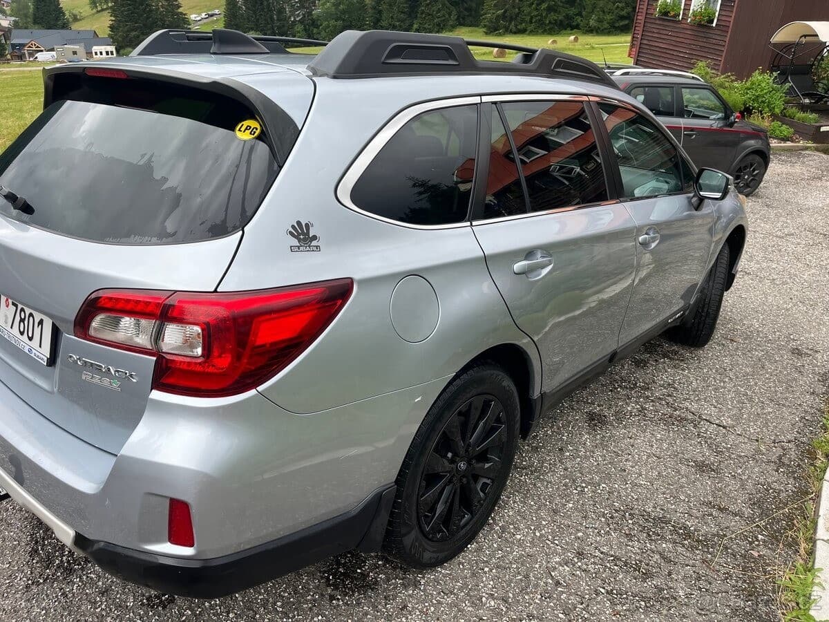 2016 Subaru OUTBACK - 6