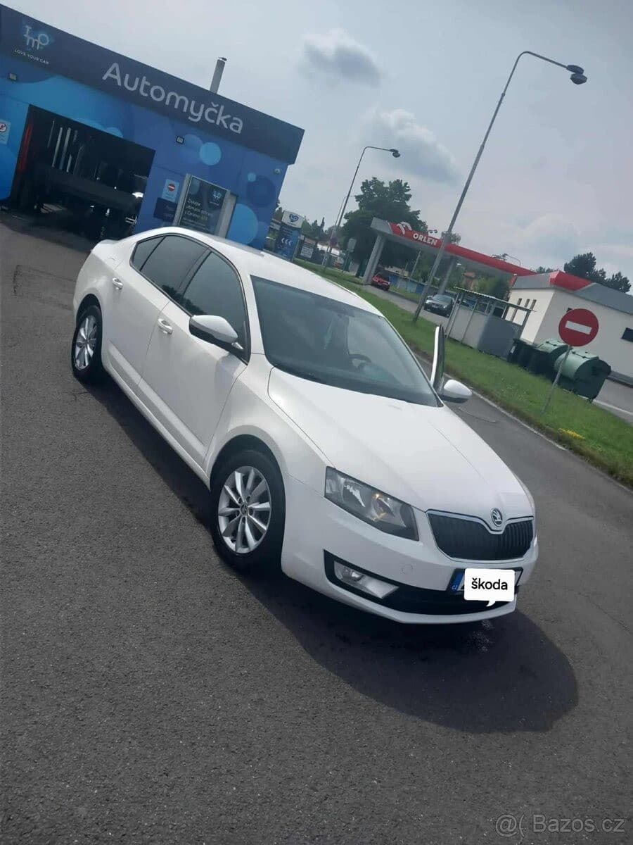Škoda OCTAVIA - 2