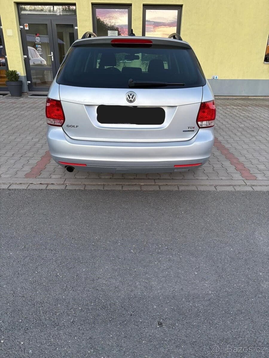 2011 Volkswagen GOLF - 5