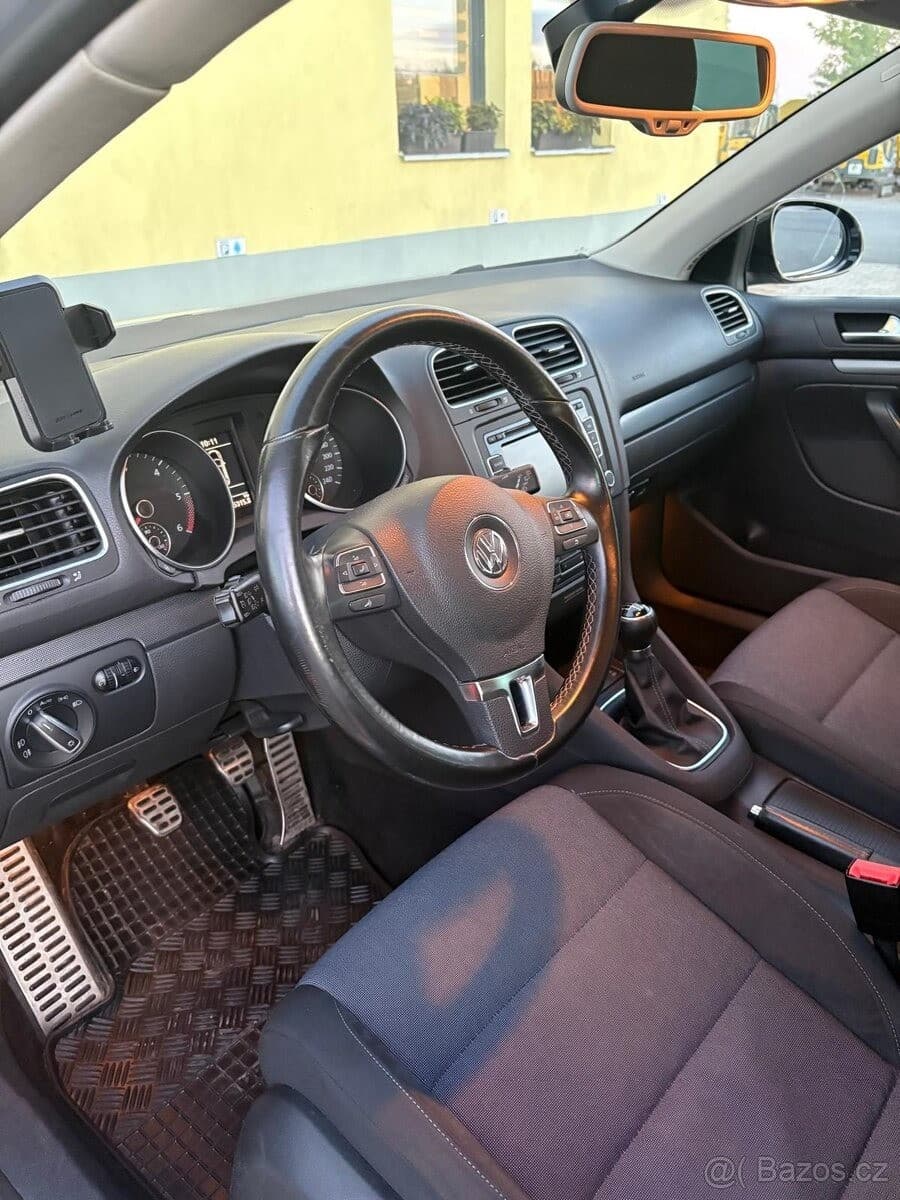 2011 Volkswagen GOLF - 7