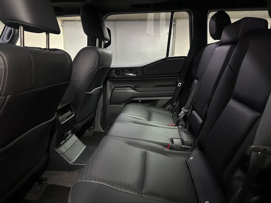 2026 Toyota LAND CRUISER - 10