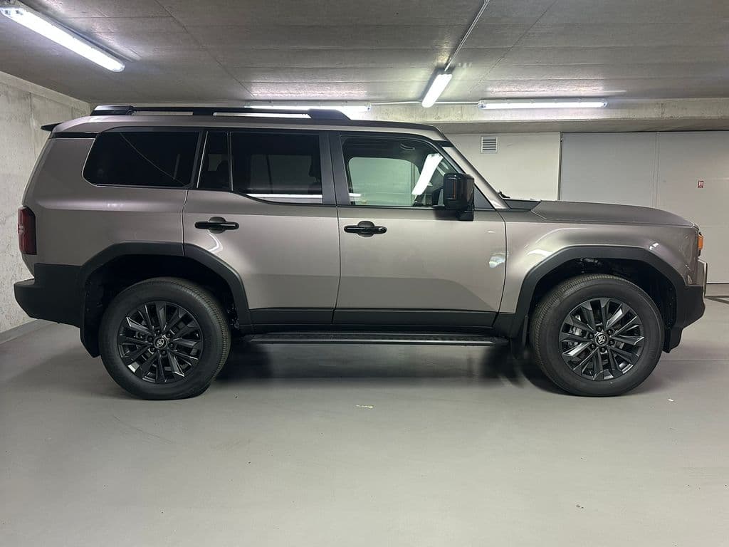 2026 Toyota LAND CRUISER - 4