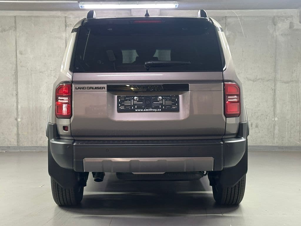 2026 Toyota LAND CRUISER - 6