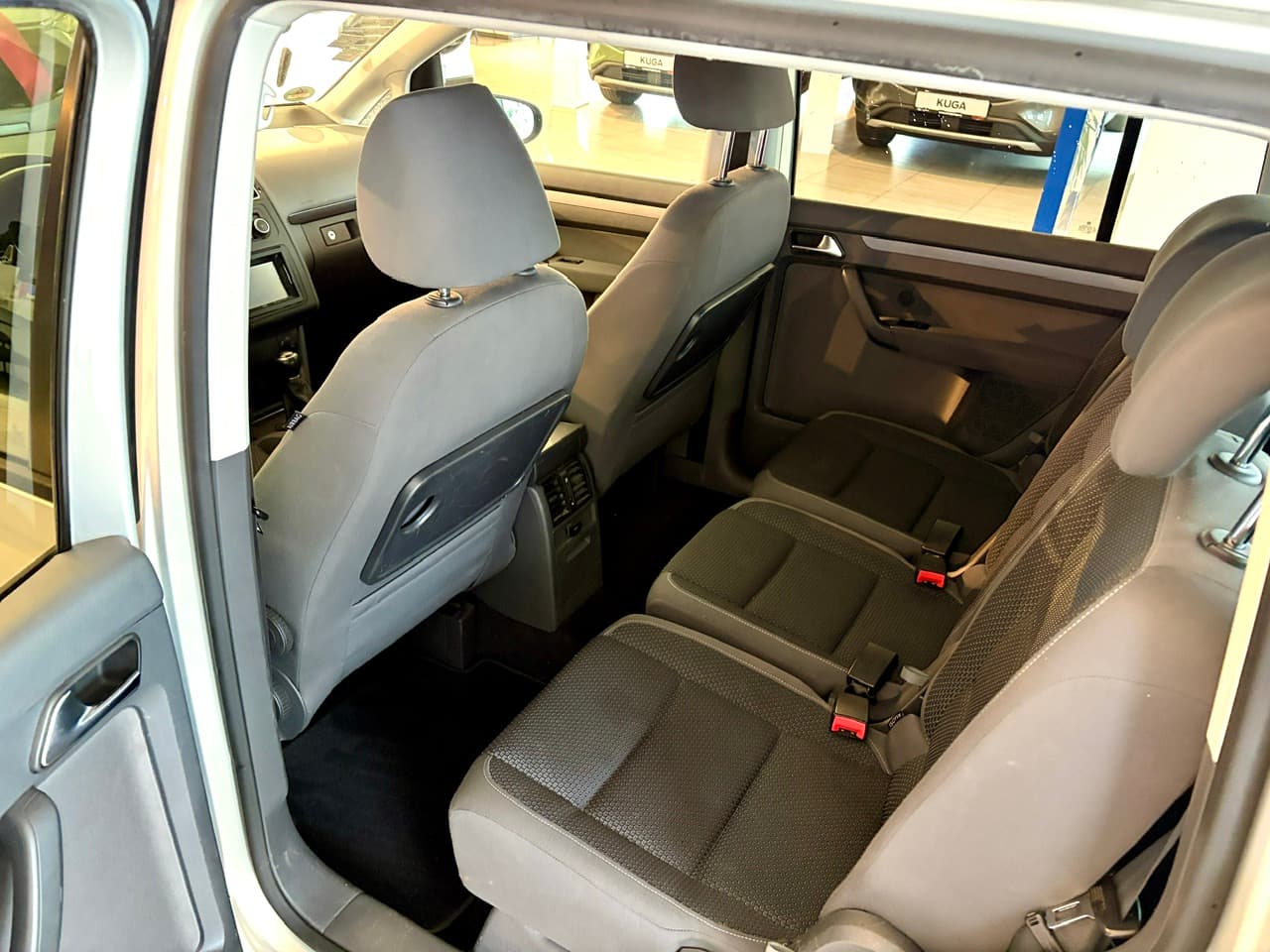 2011 Volkswagen TOURAN - 9