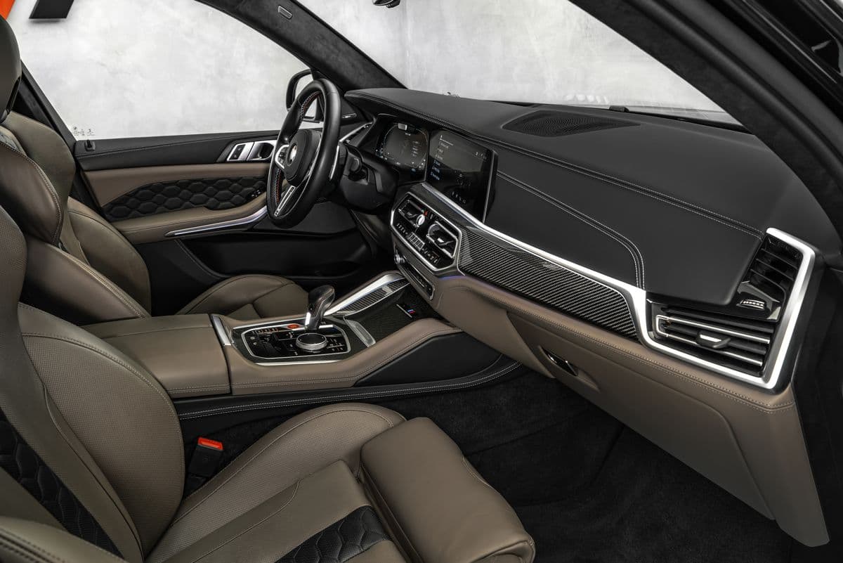 2020 BMW X5 - 12