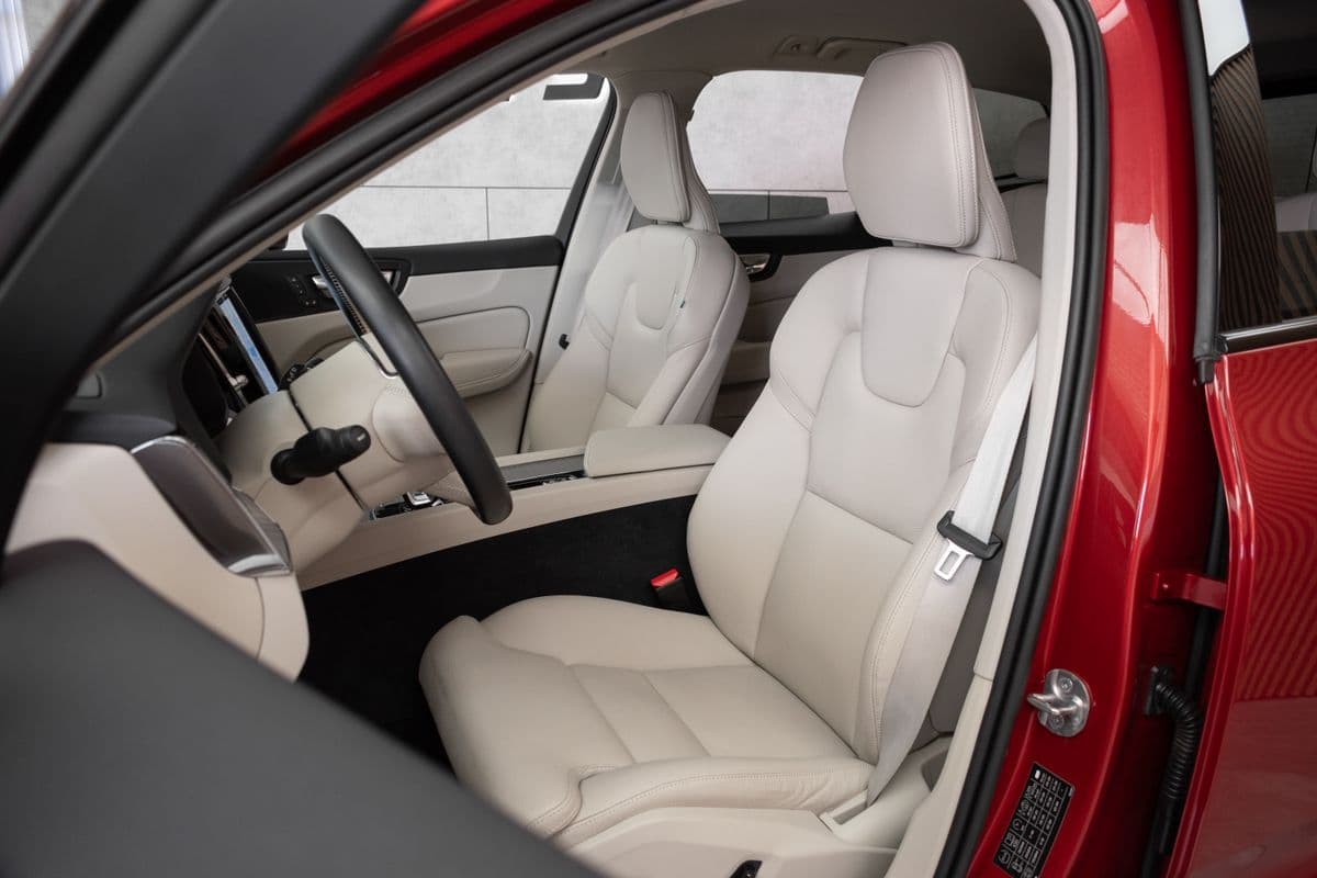 2023 Volvo XC60 - 10