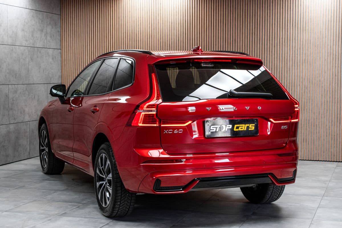 2023 Volvo XC60 - 4
