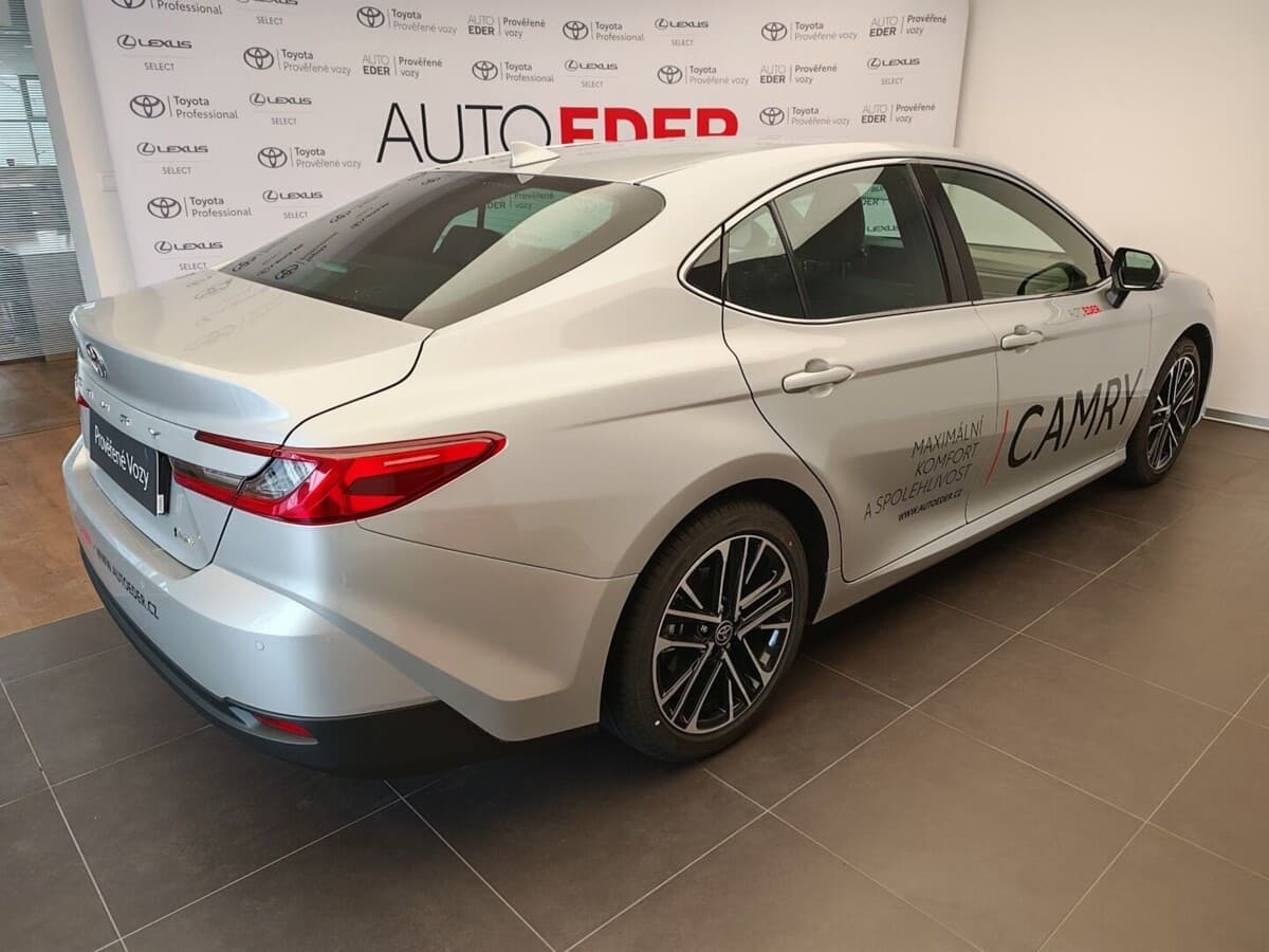 2026 Toyota CAMRY - 4